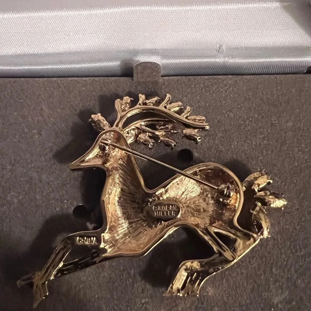 Nolan Miller Reindeer Brooch - Picture 3 of 6
